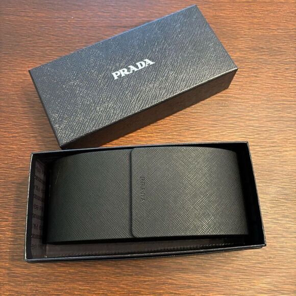 Prada Sunglasses Cat Eye main image 10